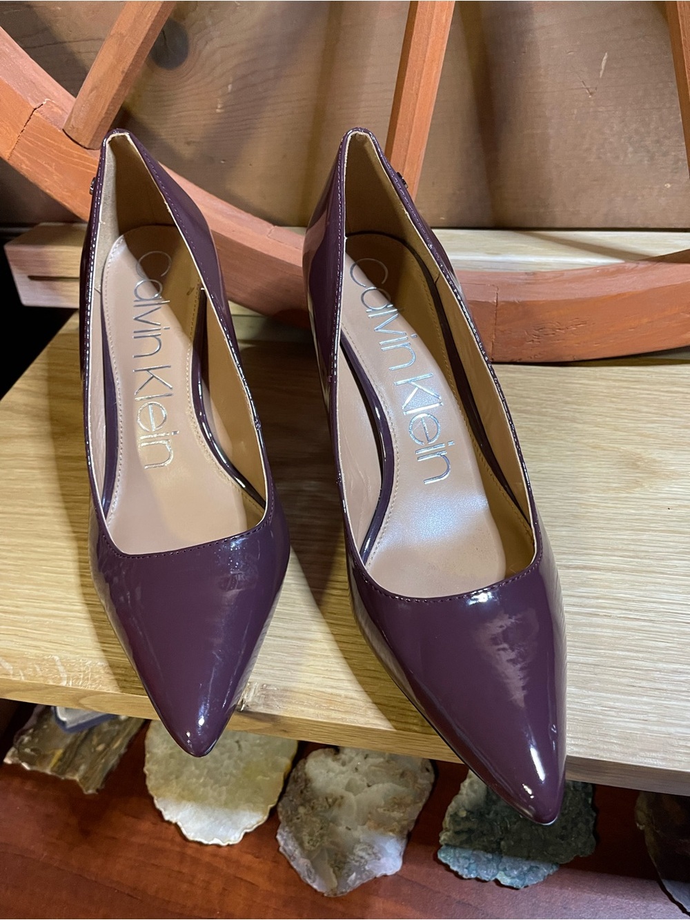 Clavin Klein “Nilly” Sharp Pointed Toe Pumps /Plum / Sz 10 / 3.5” Stiletto Heel - Picture 3 of 15